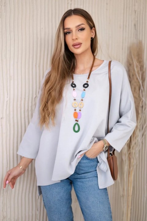 Bluzka oversize z wisiorkiem Masełko szara Bluzka oversize z wisiorkiem Masełko szara