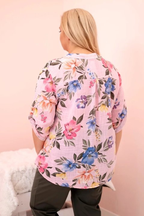 Bluzka damska Plus Size bawełniana w kwiaty jasno różowa Bluzka damska Plus Size bawełniana w kwiaty jasno różowa