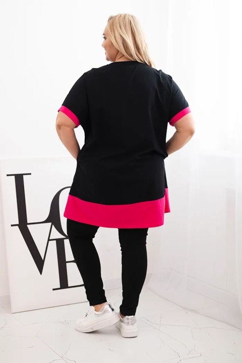 Bluzka damska Plus Size z kwiatowym wzorem i ozdobnymi perełkami fuksja Bluzka damska Plus Size z kwiatowym wzorem i ozdobnymi perełkami fuksja
