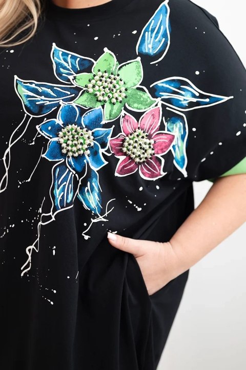 Bluzka damska Plus Size z kwiatowym wzorem i ozdobnymi perełkami zielona Bluzka damska Plus Size z kwiatowym wzorem i ozdobnymi perełkami zielona