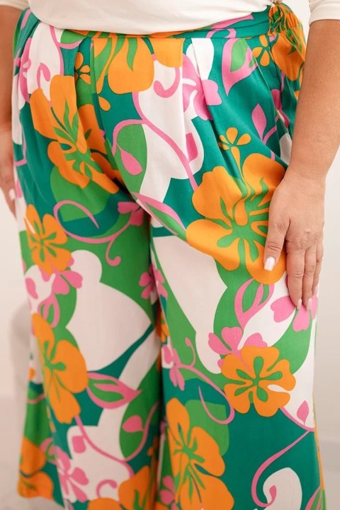 Spodnie damskie Plus Size wiskozowe z kwiatowym wzorem pomarańczowe Spodnie damskie Plus Size wiskozowe z kwiatowym wzorem pomarańczowe