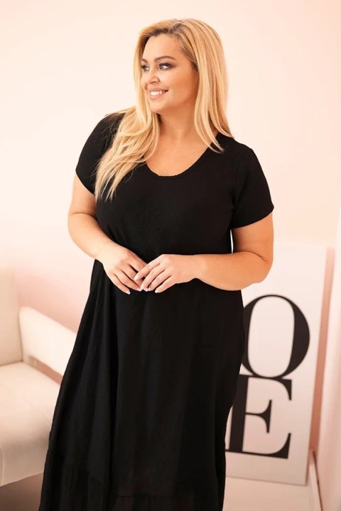Sukienka damska plus size z krótkim rękawem i falbaną z lekkiej wiskozy czarna