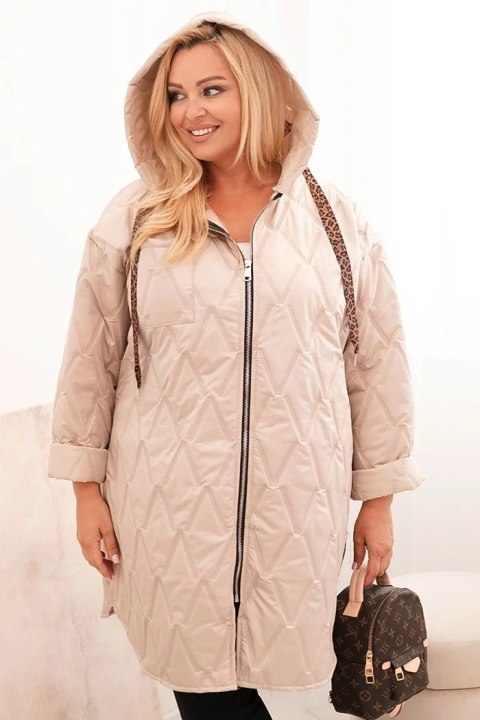 Kurtka damska Plus Size pikowana z kapturem i napisem HOPE ciemno beżowa Kurtka damska Plus Size pikowana z kapturem i napisem HOPE ciemno beżowa