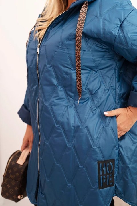 Kurtka damska Plus Size pikowana z kapturem i napisem HOPE jeansowa Kurtka damska Plus Size pikowana z kapturem i napisem HOPE jeansowa