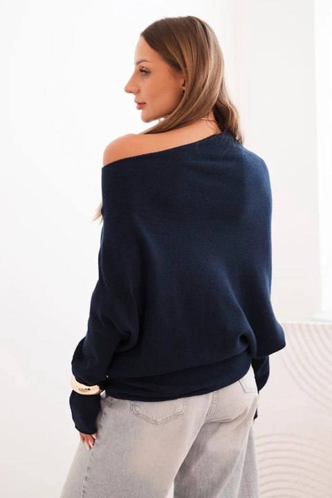 Sweter damski wiskozowy asymetryczny typu nietoperz granatowy