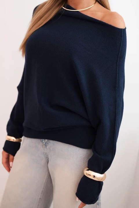 Sweter damski wiskozowy asymetryczny typu nietoperz granatowy