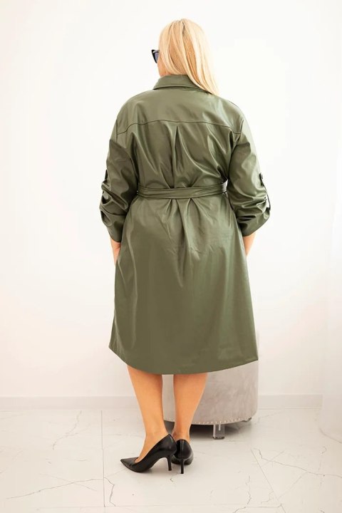 Sukienka damska z eko-skóry Plus Size z paskiem i kołnierzykiem khaki