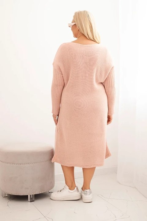 Sukienka swetrowa damska Plus Size z moherem oversize z kieszenią pudrowy róż