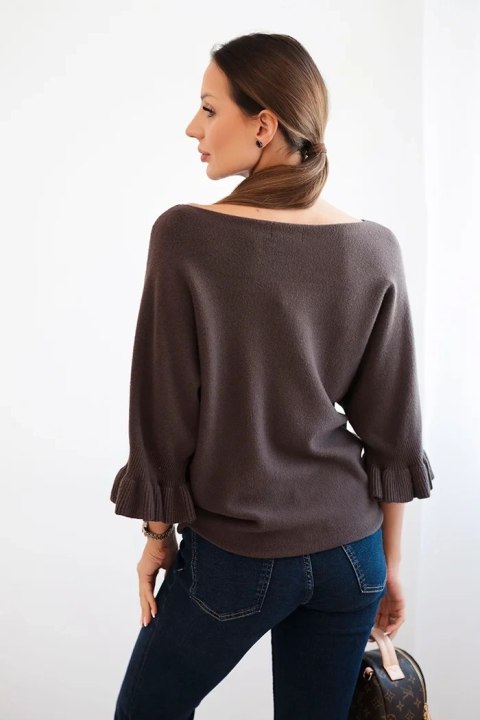Sweter damski z ozdobnym mankietem brązowy