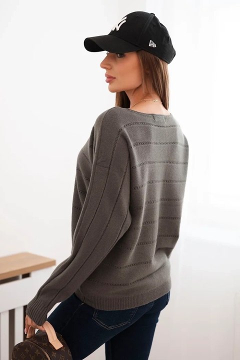 Sweter damski wiskozowy z ażurowym wzorem i długim rękawem khaki