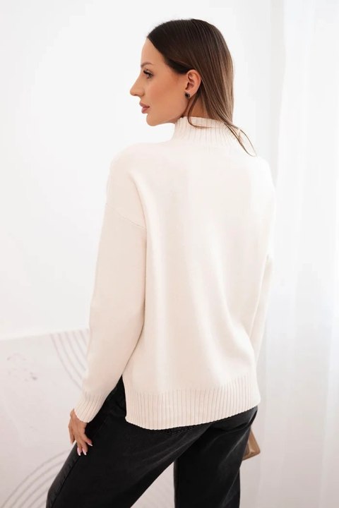 Sweter damski z półgolfem wiskozowy o luźnym kroju beżowy