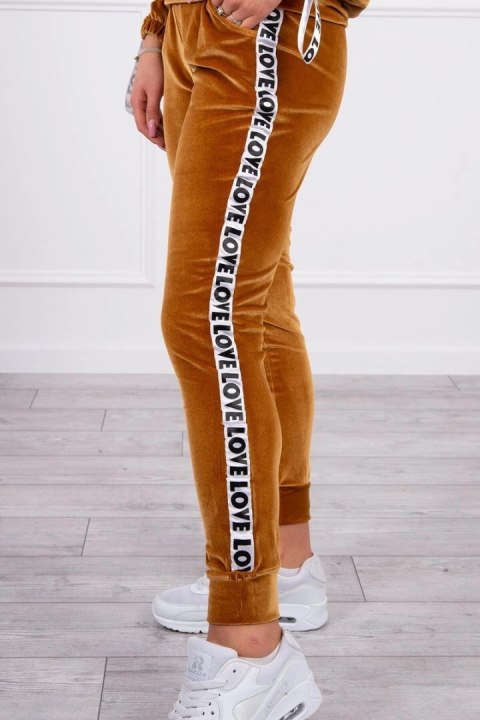 Komplet welurowy Love camelowy