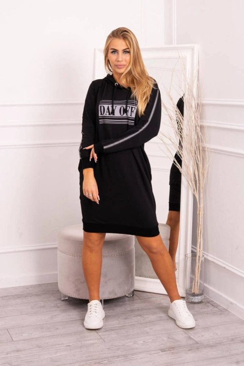 Sukienka z odblaskowym nadrukiem czarny