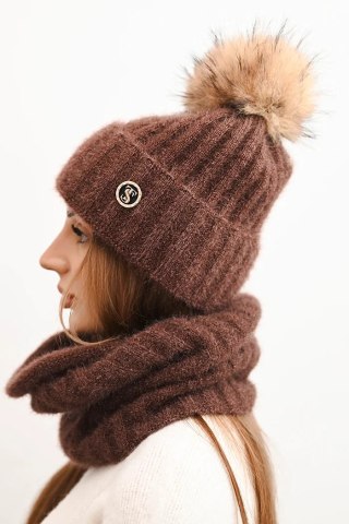 Komplet damski zimowy z pomponem i komin brązowy