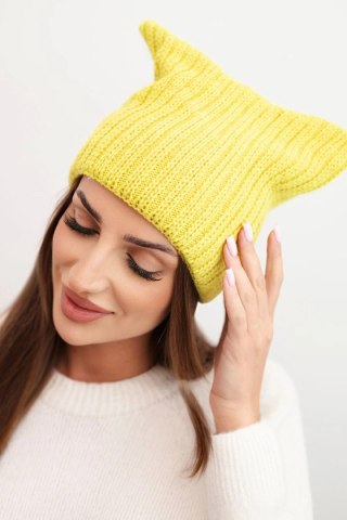 Czapka damska zimowa z wełną o kocim fasonie z prążkowanej dzianiny K419 kiwi