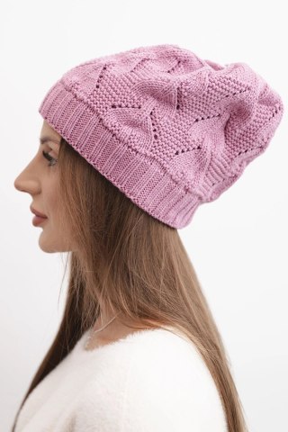 Czapka damska zimowa wełniana z ażurowym wzorem K427 ciemno różowa