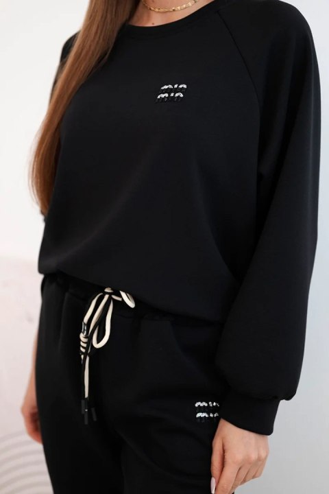 Komplet damski masełkowy z wiskozy z bluzą i spodniami czarny