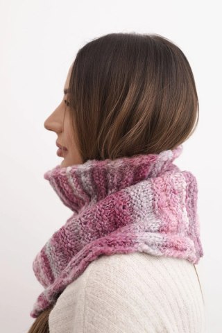 Komin damski wełniany miękki otulacz golf zimowy KN21 ciemno różowy