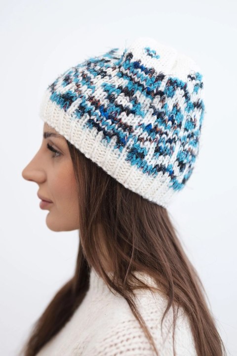 Czapka damska wełniana zimowa z norweskim wzorem K354 biały+turkusowy