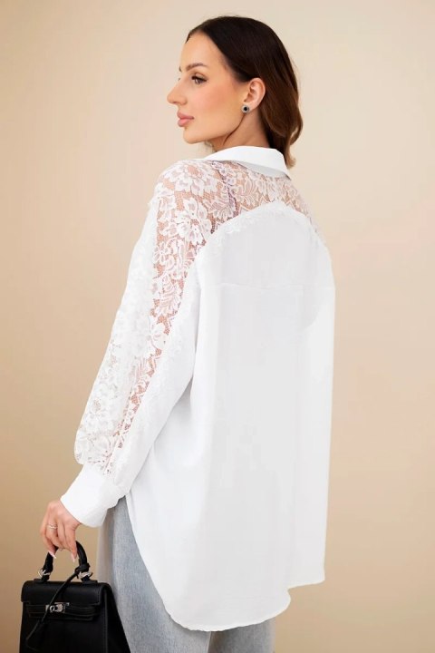 Koszula damska wiskozowa z koronkowymi rękawami i kołnierzykiem biała