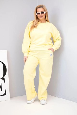 Komplet damski Plus Size bawełniany z luźną bluzą i spodniami z szeroką nogawką żółty