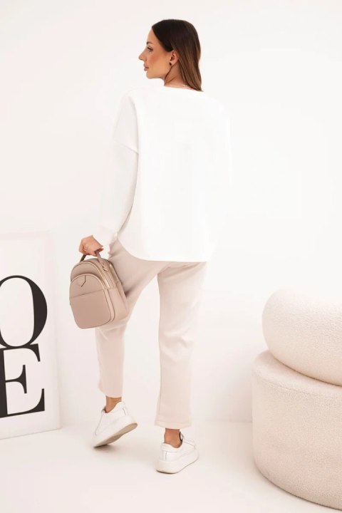 Komplet damski masełkowy z kontrastową kieszonką beżowy