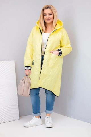 Kurtka damska Plus Size pikowana z kapturem i sportowymi mankietami żółta