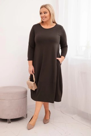 Sukienka damska bawełniana Plus Size z podwijanym rękawem i kieszeniami brązowa