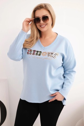 Bluza damska Plus Size z napisem i dekoltem V niebieska