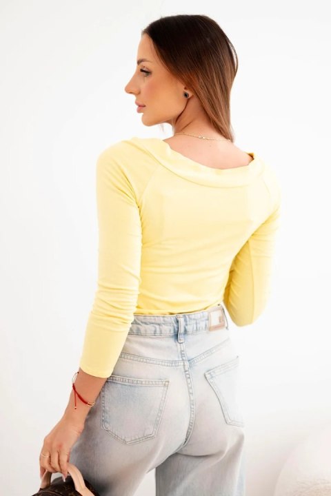 Bluzka damska wiskozowa z szerokim dekoltem i długim rękawem żółta