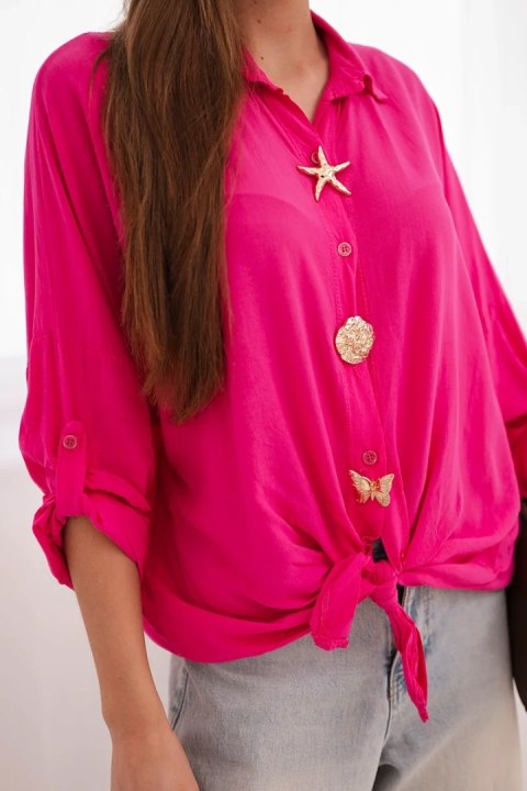 Koszula damska z wiskozą z ozdobnymi guzikami i kołnierzem różowa