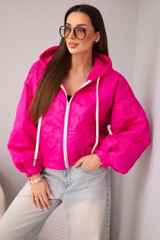 Kurtka damska pikowana z kapturem i ozdobnym tłoczeniem kwiatowym fuksja