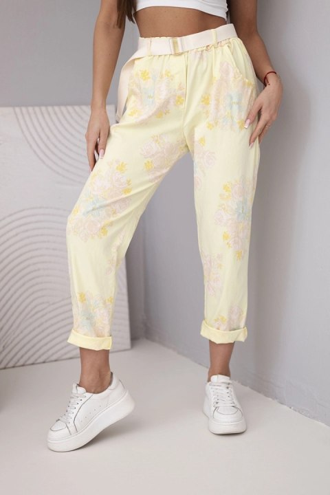 Spodnie damskie wiskozowe w kwiaty z paskiem żółte