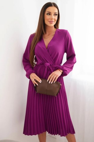 Sukienka wiązana z plisowanym dołem ciemno fioletowa