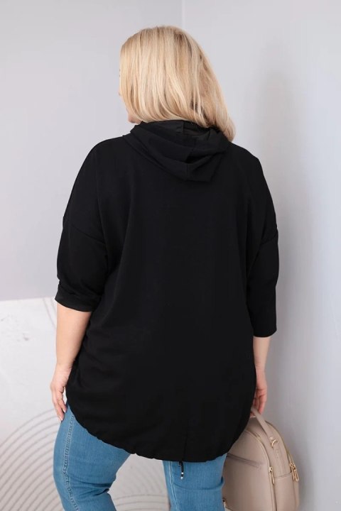 Bluza damska Plus Size wiskozowa z kapturem i kieszenią kangurką czarna