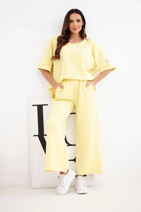 Komplet damski masełkowy z wiskozy bluza i szerokie spodnie żółty