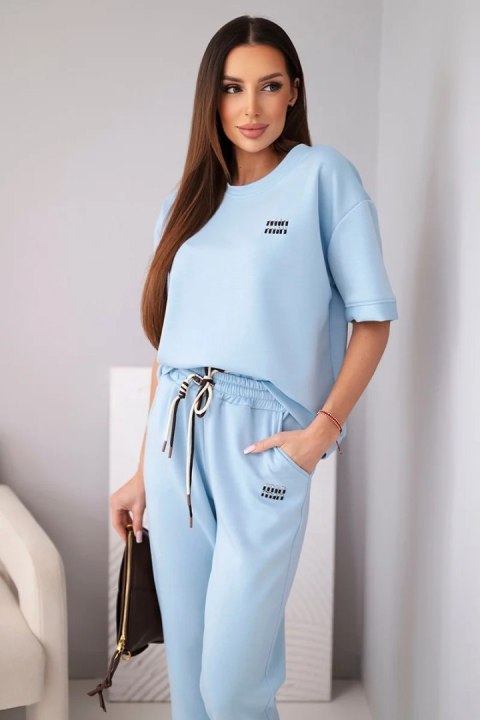 Komplet damski wiskozowy masełko z krótkim rękawem i spodniami z podwijaną nogawką niebieski