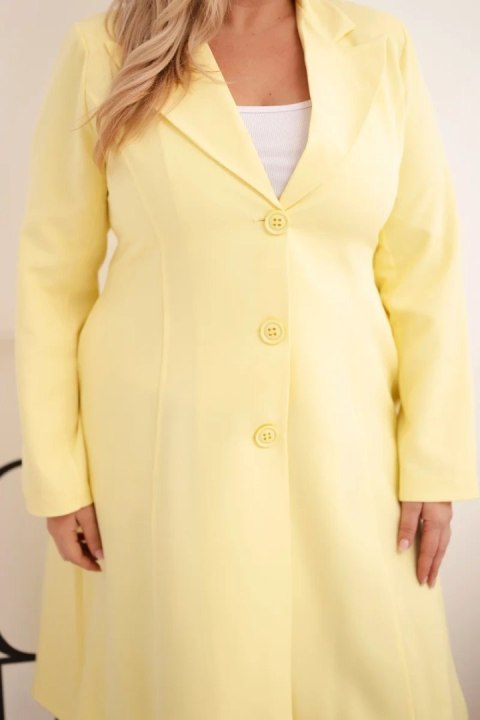 Płaszcz damski Plus Size klasyczny z guzikami i kołnierzem żółty