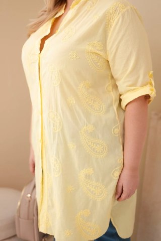 Sukienka damska Plus Size z haftem i podwijanym rękawem żółta