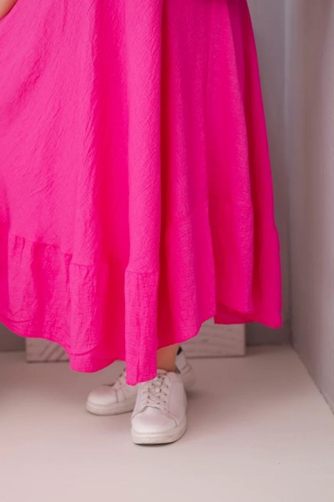 Sukienka damska plus size z krótkim rękawem i falbaną z lekkiej wiskozy fuksja