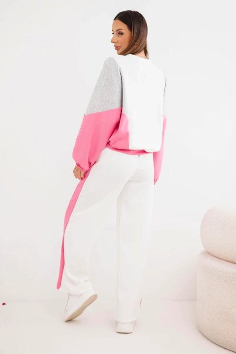 Komplet damski masełko z luźną bluzą i spodniami z szeroką nogawką różowy