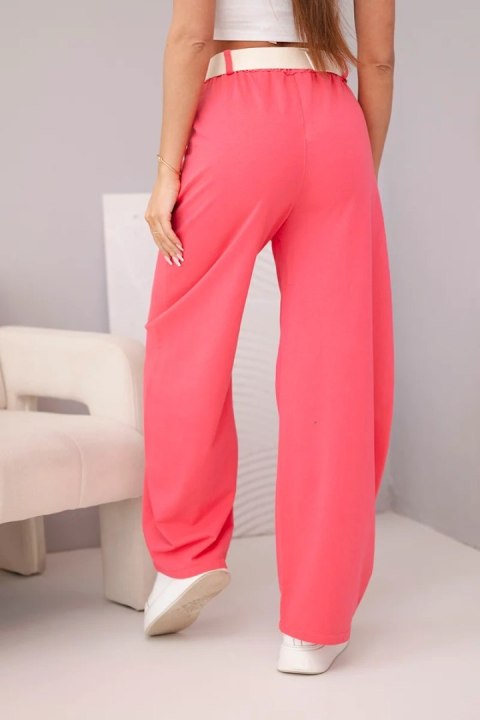 Spodnie damskie bawełniane z szeroką nogawką i paskiem malinowe