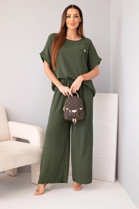 Komplet damski z wiskozy z ozdobnym kwiatem i szerokimi spodniami ciemne khaki