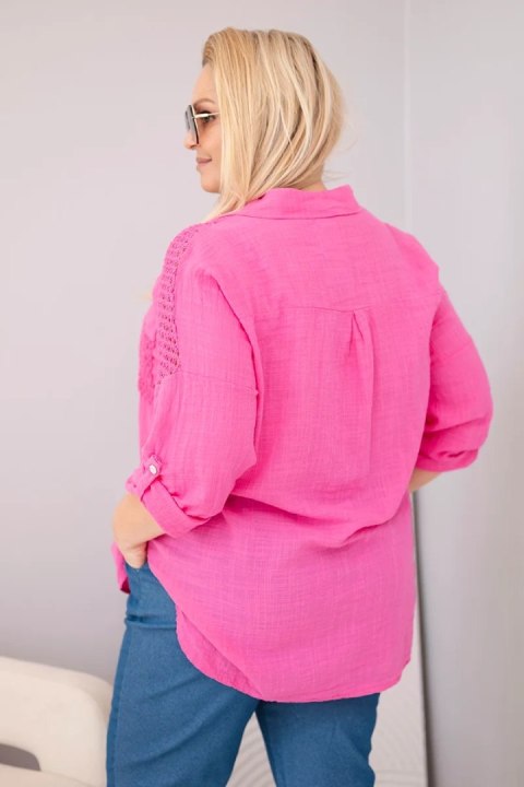 Koszula damska wiskozowa Plus Size z kołnierzykiem i koronkową wstawką różowa