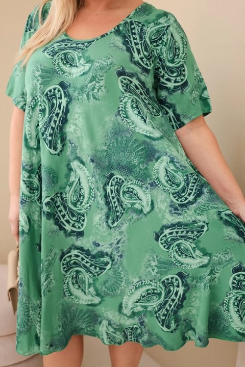 Sukienka damska wiskozowa Plus Size z krótkim rękawem i fasonem paisley zielona
