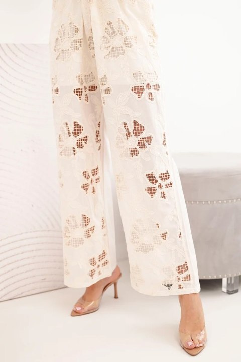 Komplet damski bawełniany z haftowaną kamizelką i spodniami beżowy