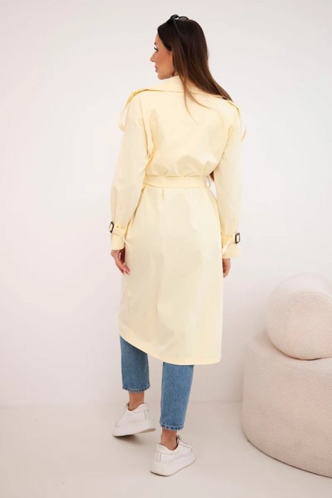 Płaszcz damski wiązany w talii z kołnierzem żółty