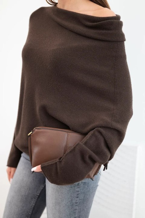 Sweter damski wiskozowy asymetryczny typu nietoperz brązowy