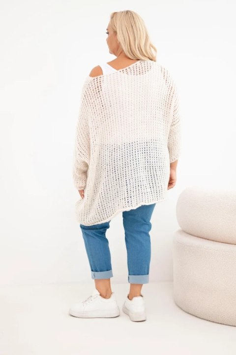 Sweter damski ażurowy oversize z dekoltem V i dłuższym tyłem beżowy