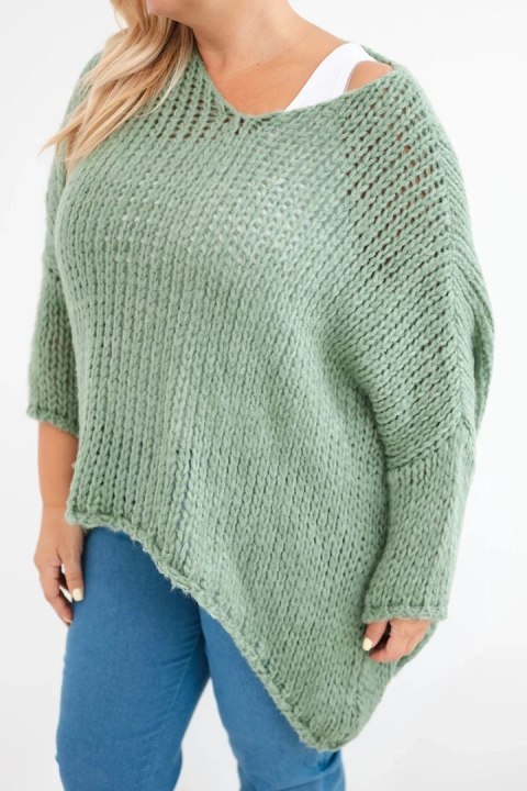 Sweter damski ażurowy oversize z dekoltem V i dłuższym tyłem khaki